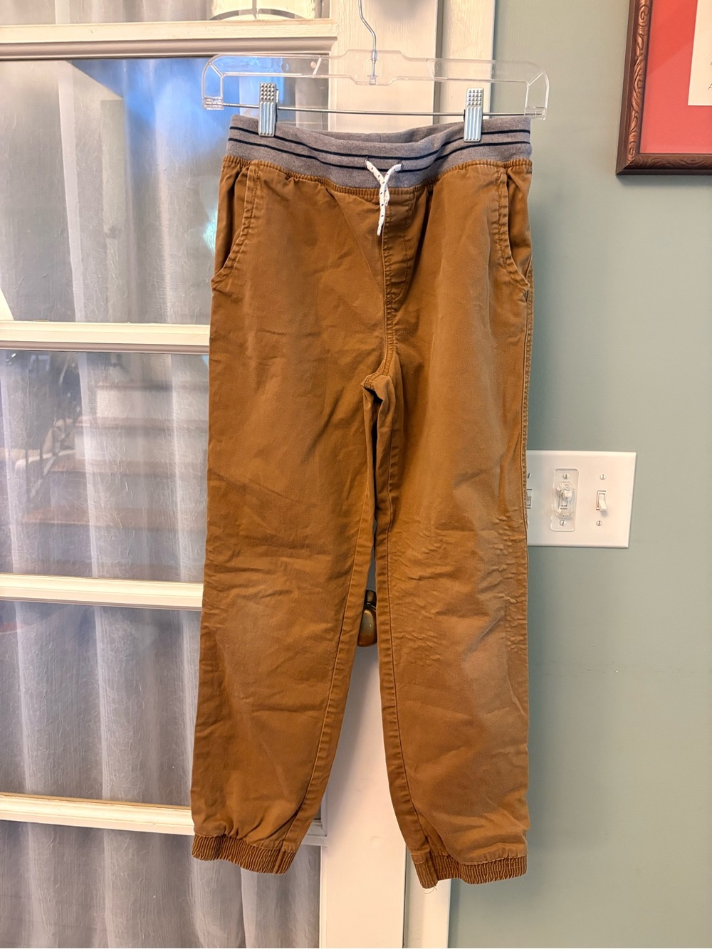 Size 14 Cat & Jack Brown Drawstring Jogger Pants with Gray Waistband boys
